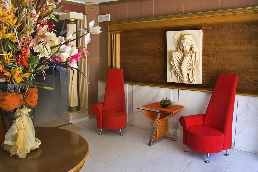 Ilyssion Hotel 拉多斯 外观 照片