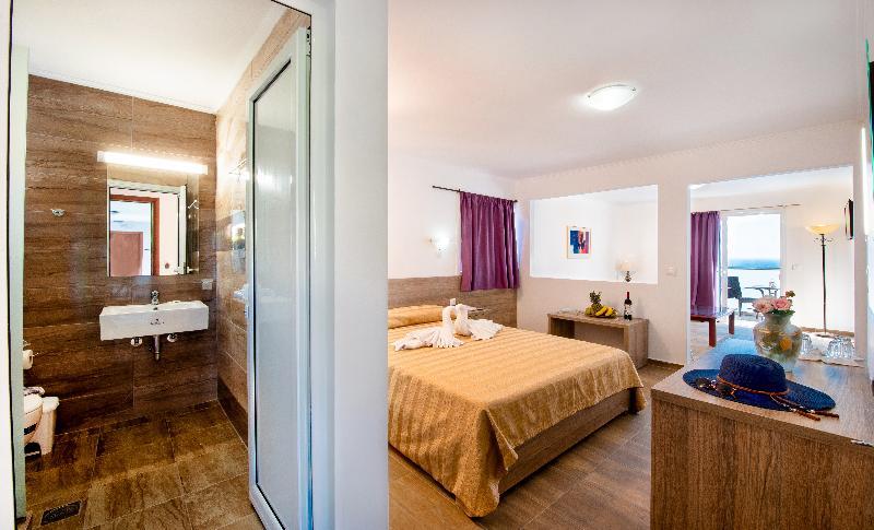 Ilyssion Hotel 拉多斯 外观 照片